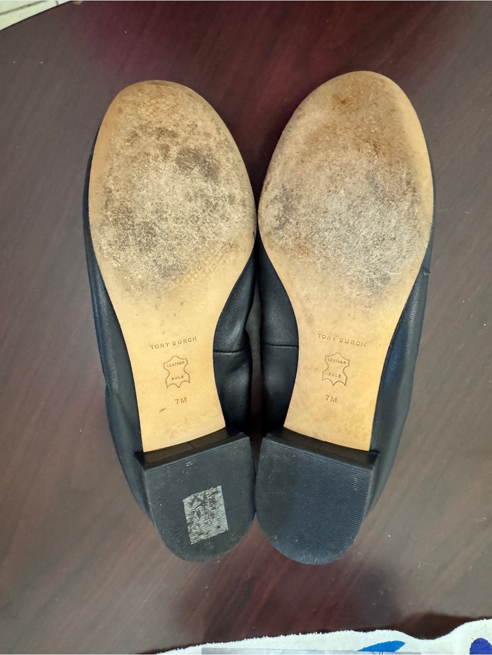 Tory Burch Black Leather Ballet Flats with Gold Logo Emblem - Picture 4 of 8